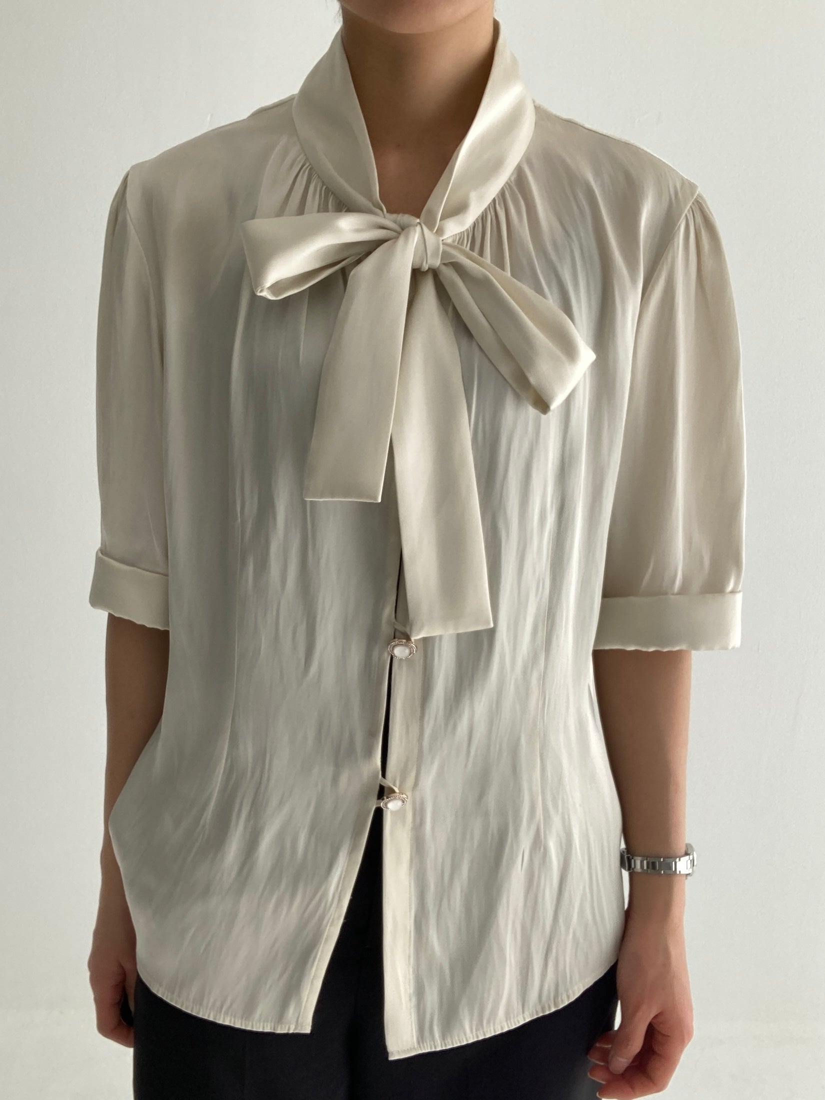 VINTAGE SATIN BLOUSE