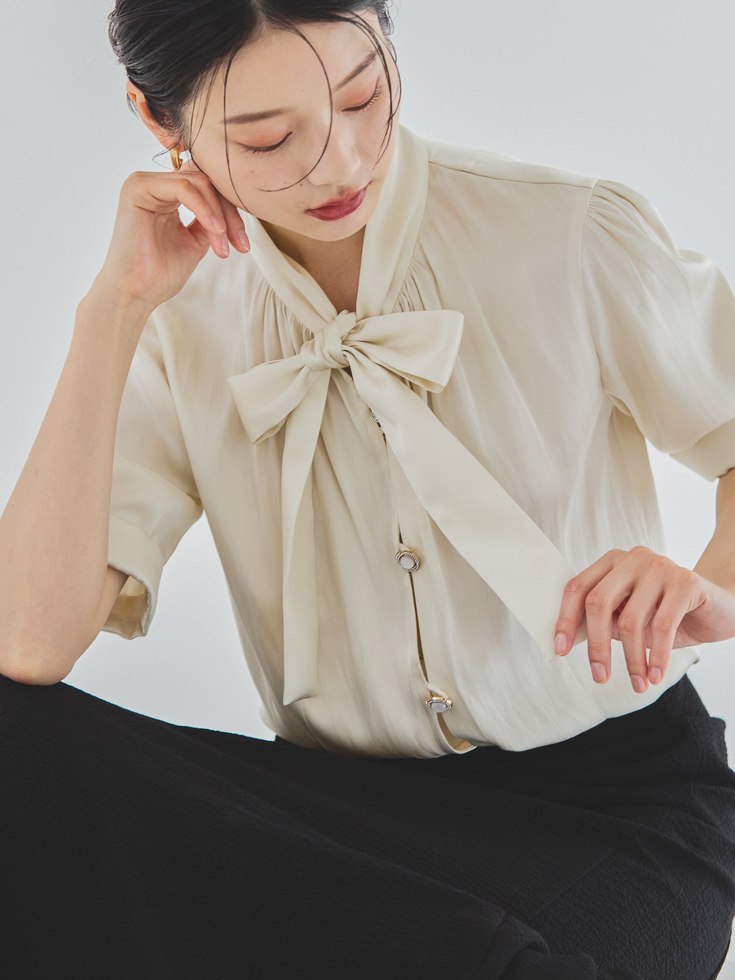 VINTAGE SATIN BLOUSE