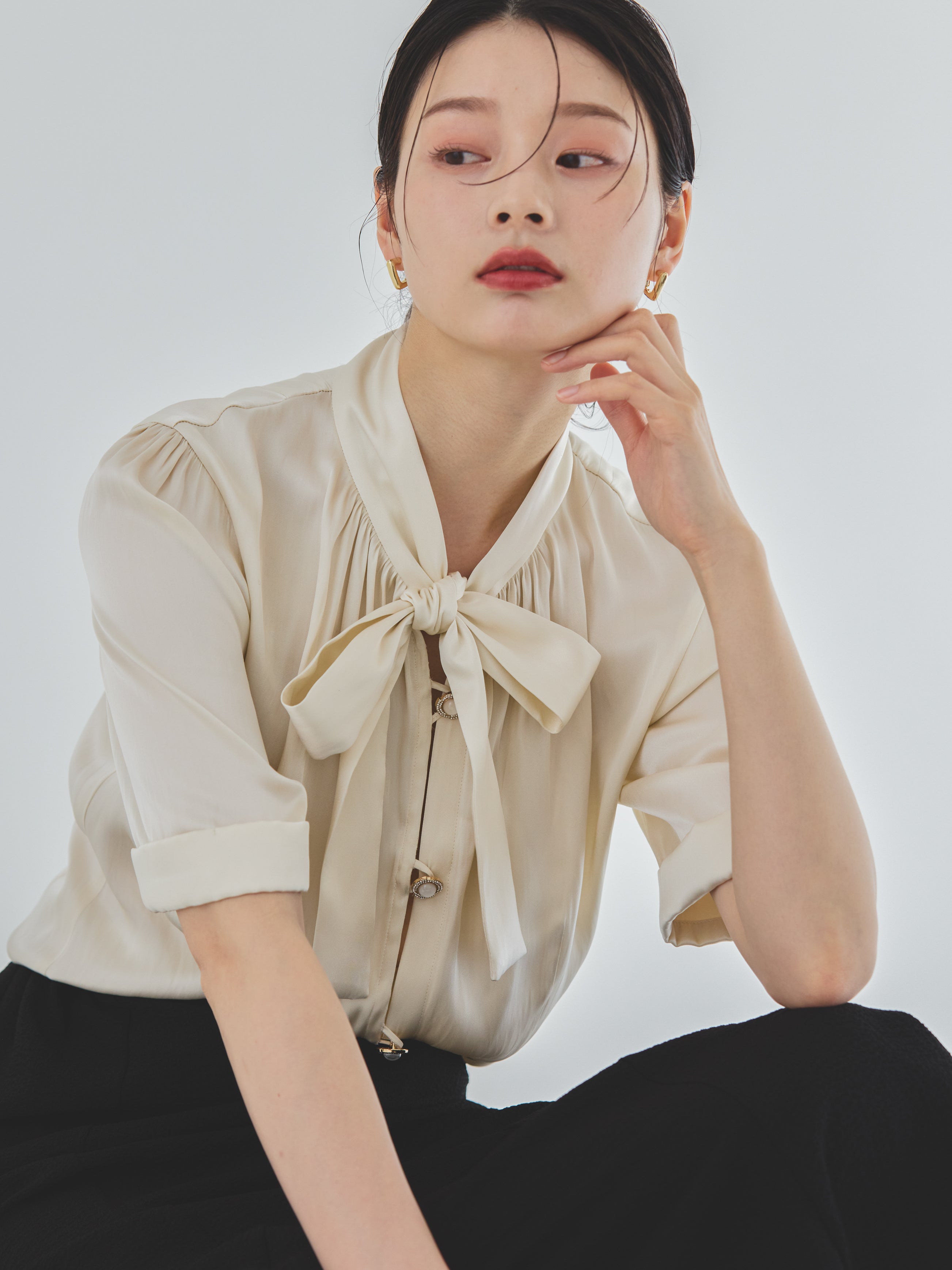 VINTAGE SATIN BLOUSE