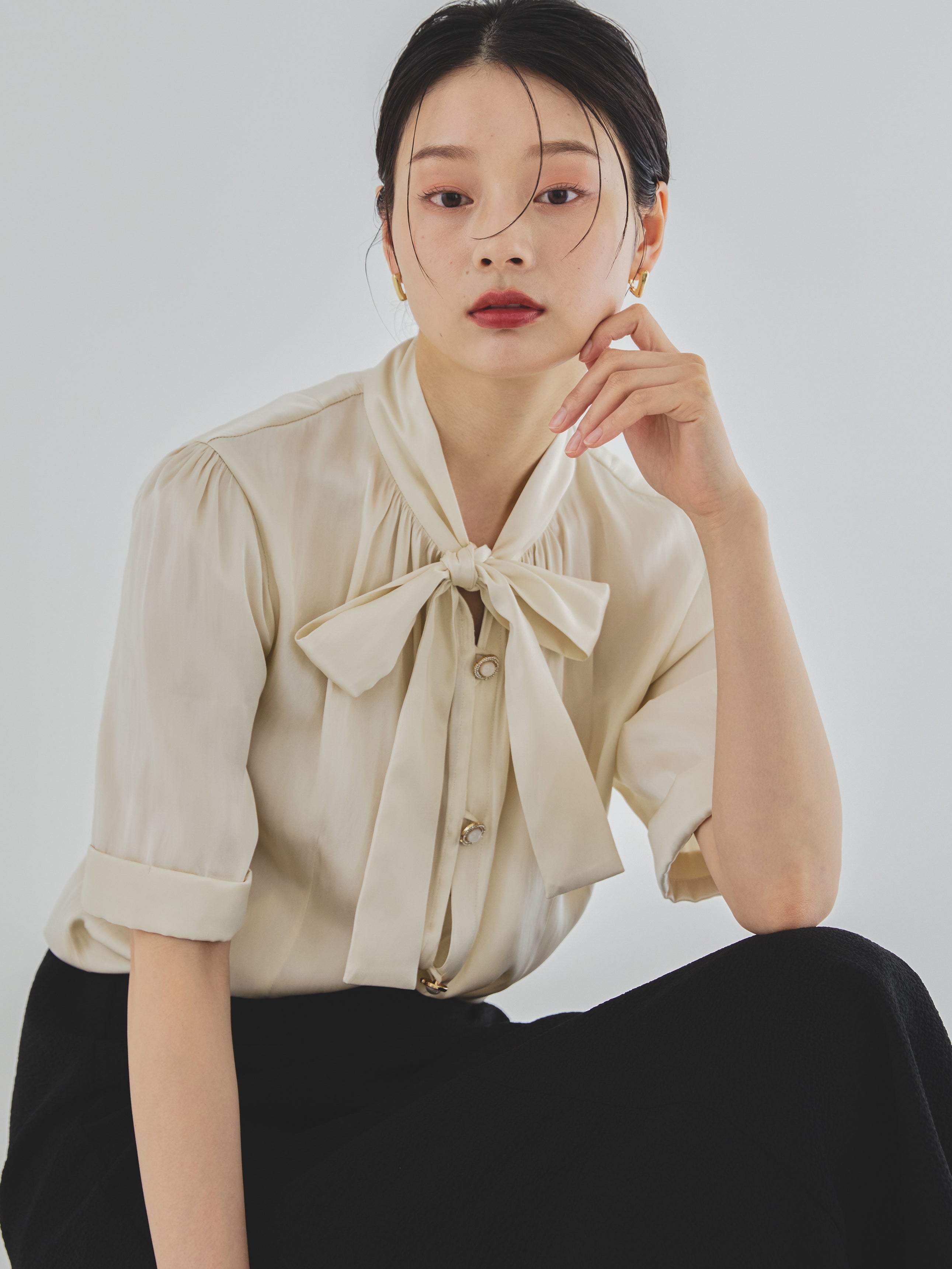 VINTAGE SATIN BLOUSE