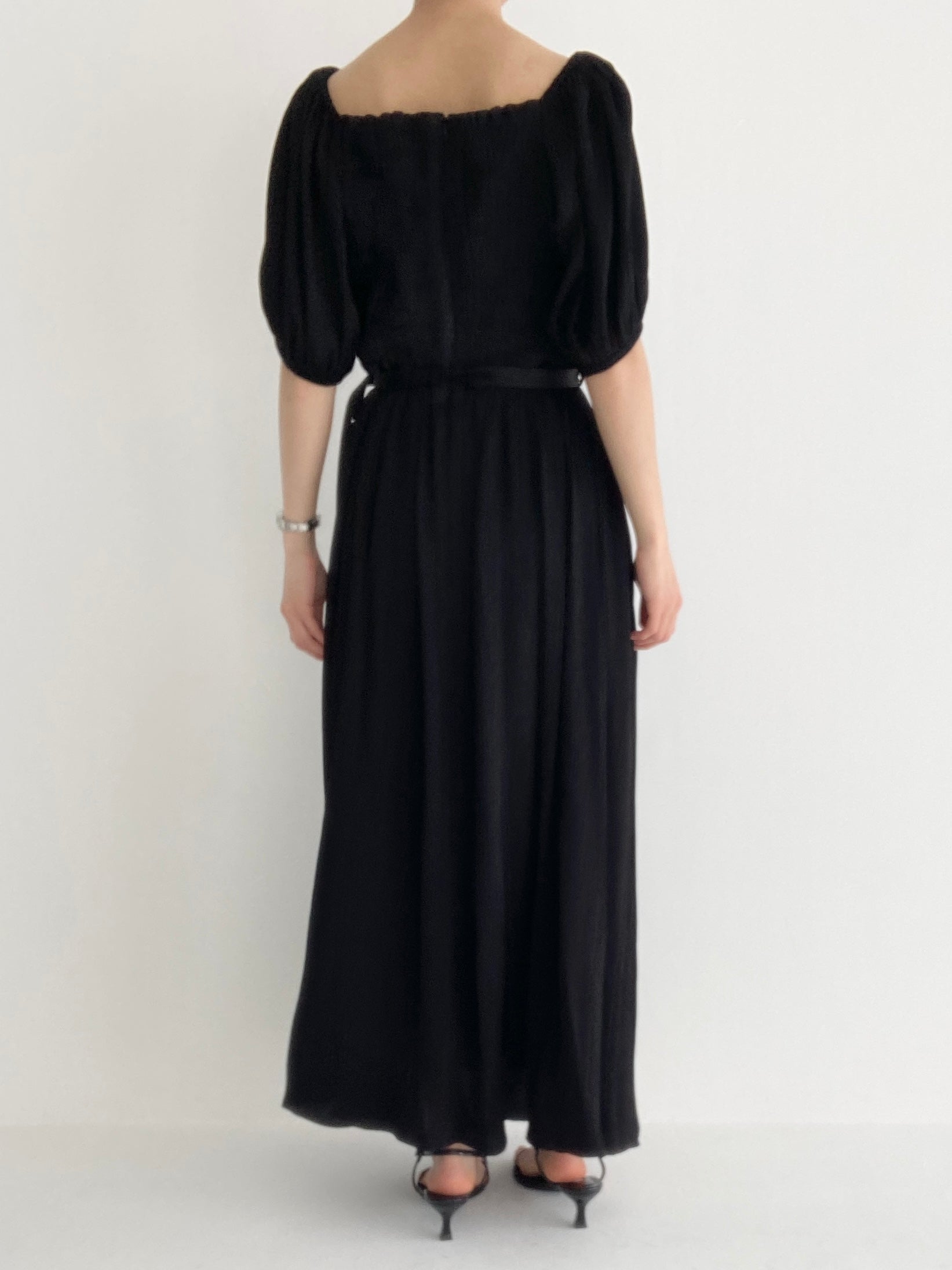 YORYU SATIN SHIRRING DRESS