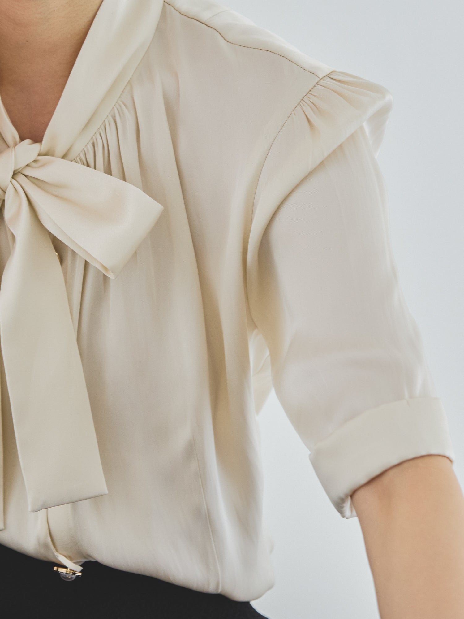 VINTAGE SATIN BLOUSE