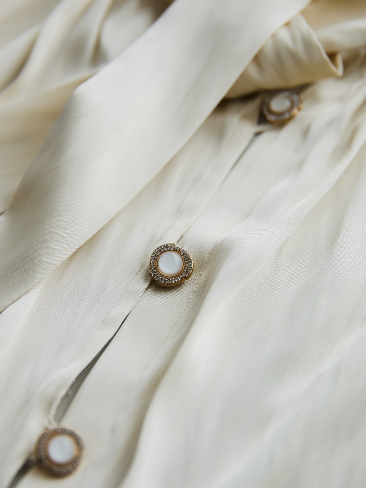 VINTAGE SATIN BLOUSE