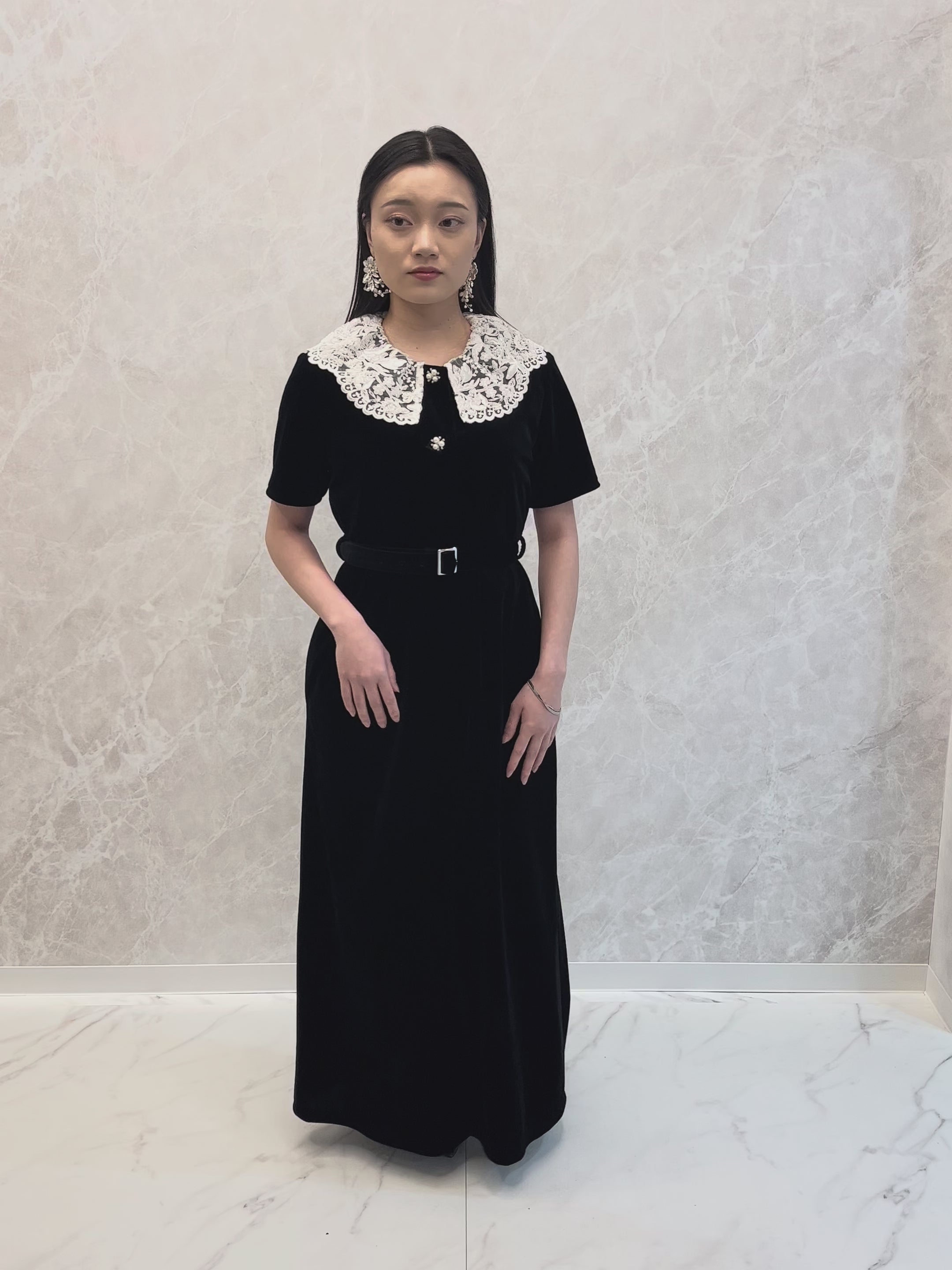 VELOUR LACE COLLAR DRESS